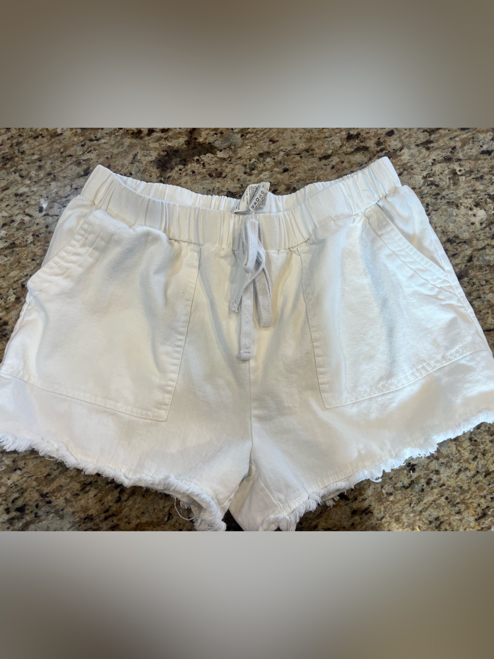 SHEIN White High-Waist elastic Pocket Shorts